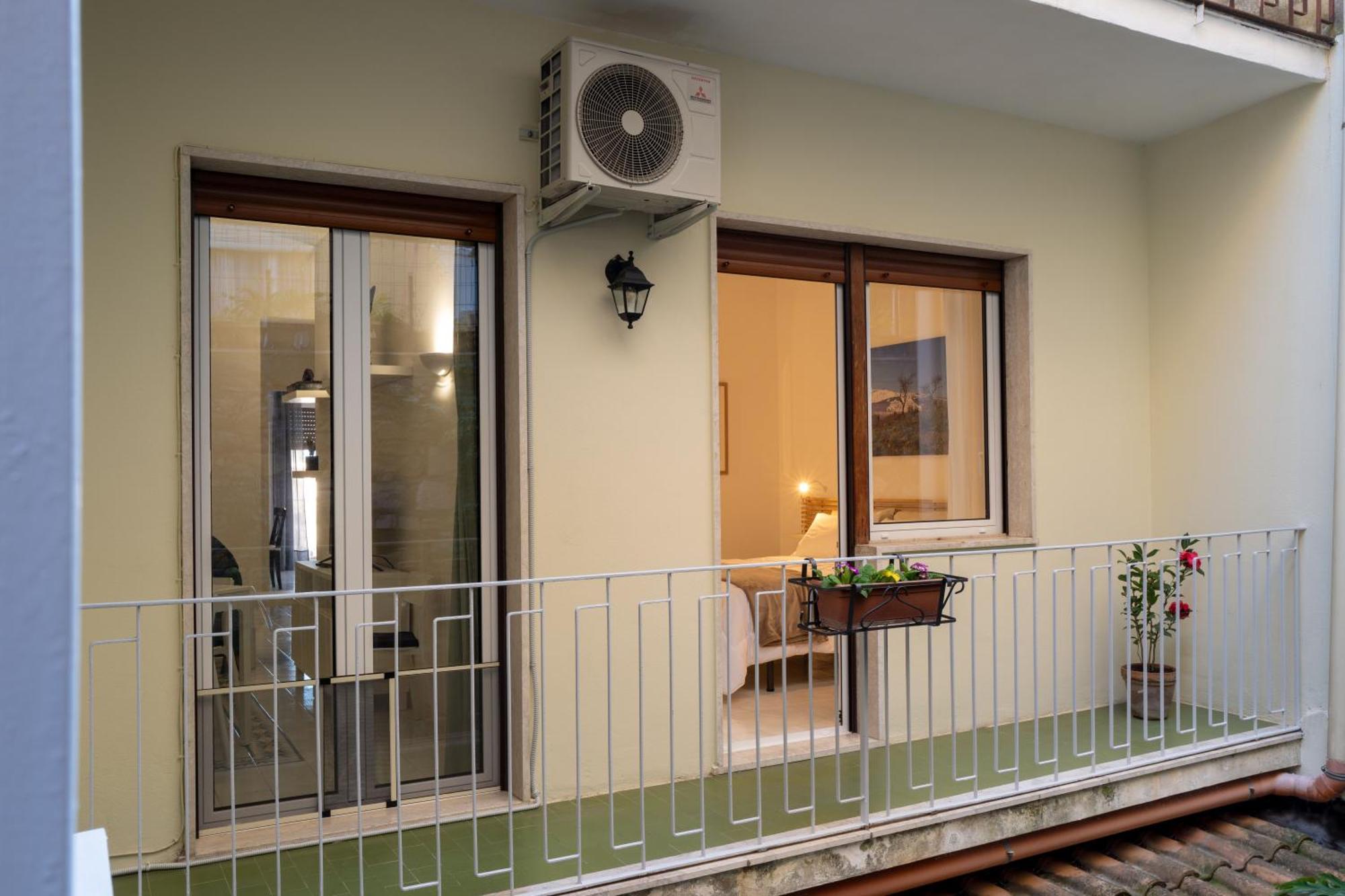 Sara Guest House ตาออร์มินา ภายนอก รูปภาพ